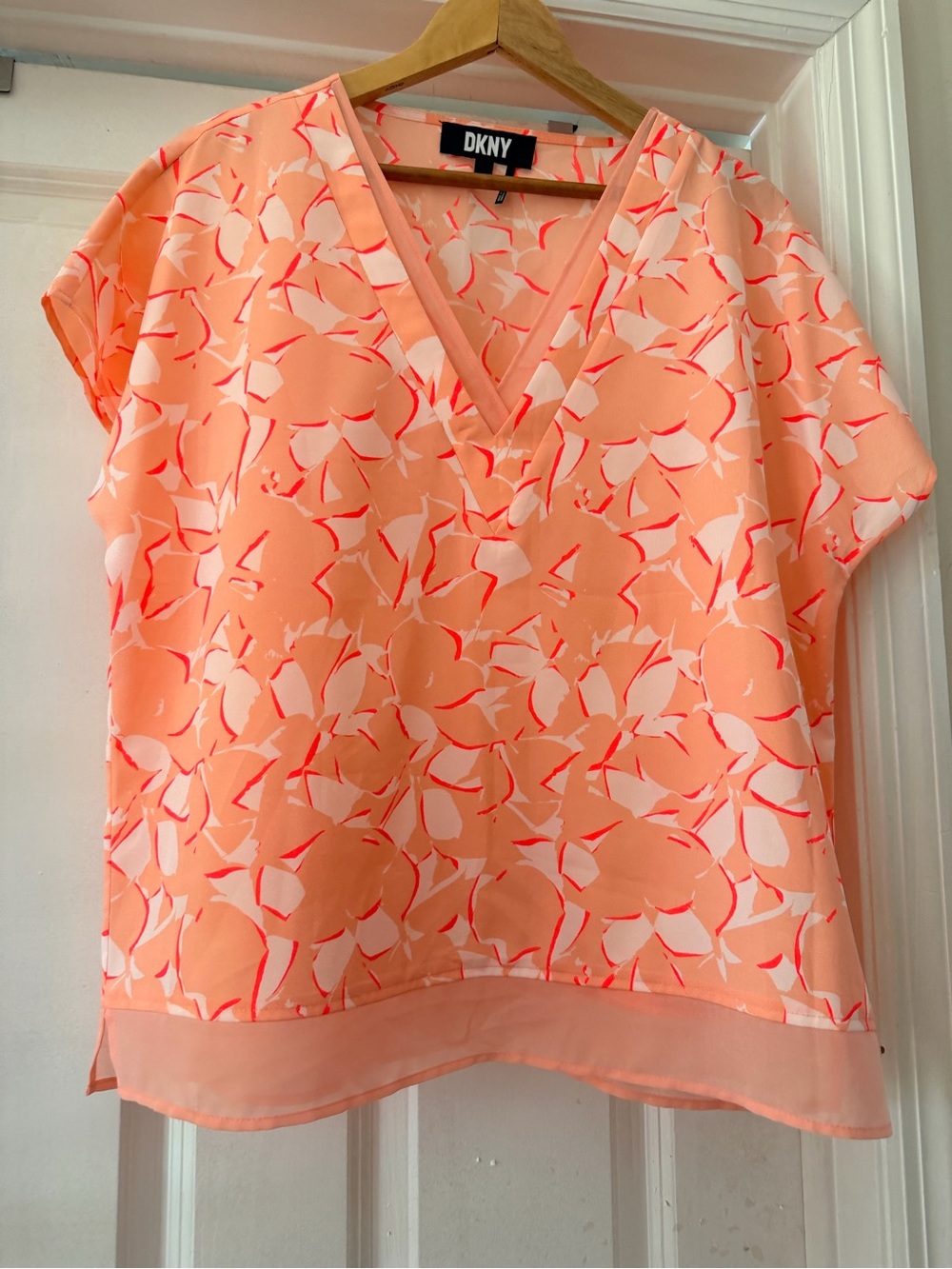 DKNY | Peach & White Floral V-Neck Boxy Blouse